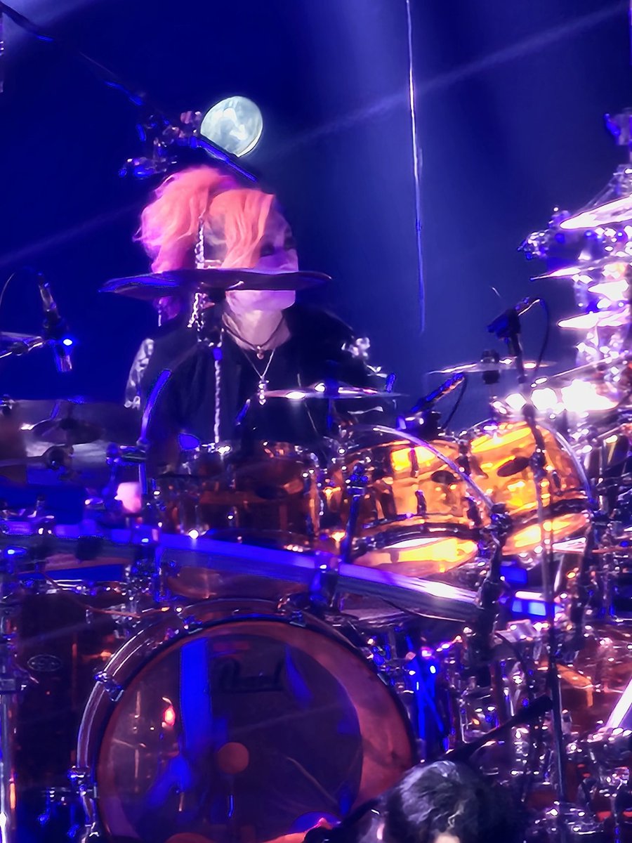 DDD_Bass's tweet photo. 大宮！
いつも最高だけど、今日はIN MY DREAM聞けて幸福🥹
明日はLUNAシートなので、もうちょいいい感じに撮れるはず！がんばる！

#LUNAPIC https://t.co/nzFQdc62c6