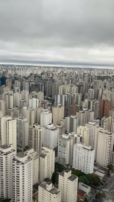 senshi_real's tweet photo. adivinhem onde estou?

que cidade feia da porra kkkkkkkkkkkkkkkkkkkk https://t.co/tbrNO1tuIt