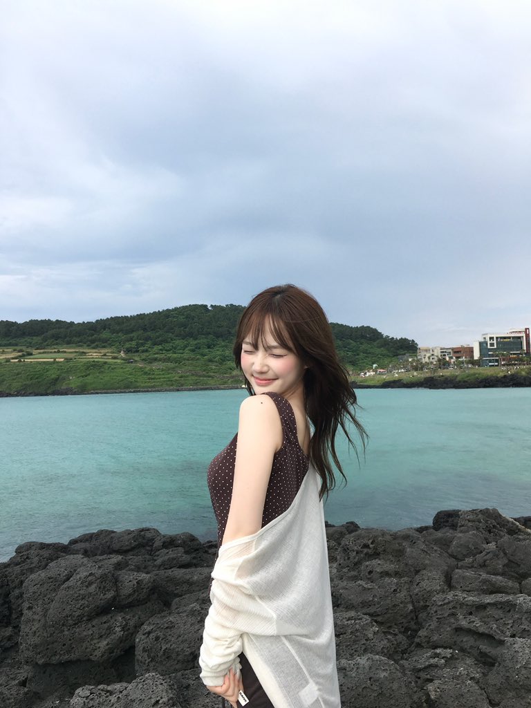 alinas1_0806's tweet photo. 260625
🫧

#tripleS #트리플에스 #トリプルS
#SeoYeon #서연 #ソヨン #윤서연 https://t.co/D1XpM6F0Bg