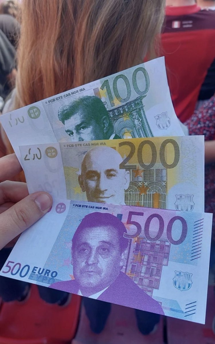 RMadridDatos's tweet photo. Buenas tardes. Hoy es 25 de junio y ayer Vinicius se salió y le robaron para variar, pero hay que recordar que un club pagó millones de euros al vicepresidente de los árbitros para adulterar la competición Y AÚN NO HA PASADO NADA. Que no se olvide. https://t.co/549JiXYf0e