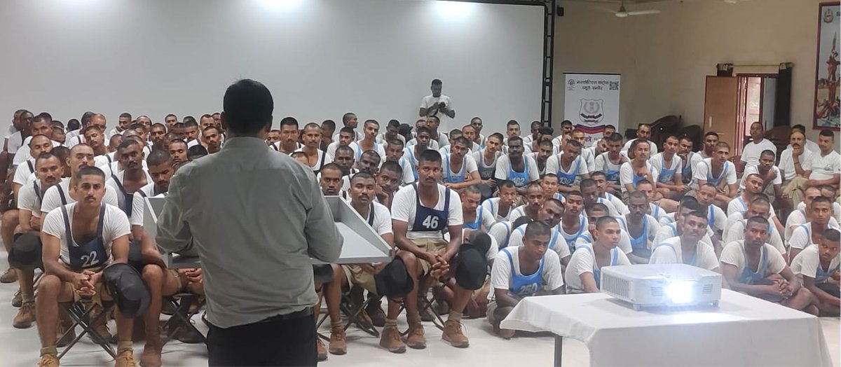 IndoreNcb's tweet photo. #AntiDrugsAwarenessProgramme🇮🇳
#NCB Indore Zonal Unit
🌟Awareness programme at STC BSF Indore.
🌟>180 BSF personal participated 
🌟MANAS-1933 Helpline Promoted
🌟 E-pledge taken
@dg_ncb
@narcoticsbureau 
@PIBHomeAffairs https://t.co/XgJ3cTtelK