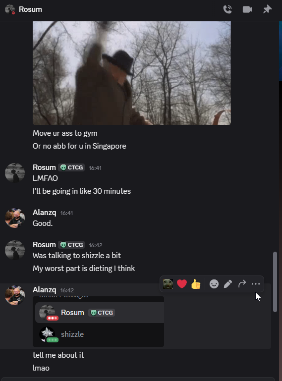 AlanzqTFT's tweet photo. Motivating each other with homies 
#liftbound
also @shizzleTCG  is a goat https://t.co/N6v6r9uREo