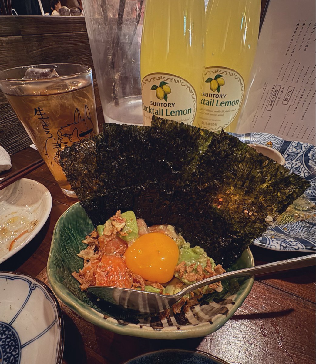 danceUfucker's tweet photo. クラブくらいうるさい居酒屋 美味しかったです https://t.co/sXHdDBnUhN