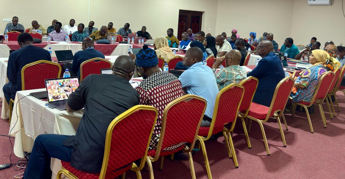 WHOGAMBIA's tweet photo. The EPI Comprehensive Review Validation Meeting with @WHOGambia,@WHOAFRO , @WHO brought stakeholders together to review findings, validate results, and strengthen immunization programme performance, guiding actions to improve vaccination coverage, equity and service delivery in🇬🇲 https://t.co/ODyu3U7JZh