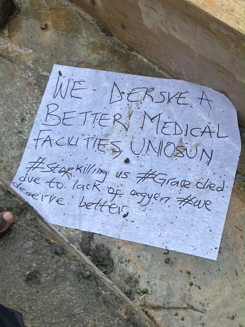 writersubyx's tweet photo. This is bigger than one moment or one person. A student is gone!!!!!
Our friend is gone for ever😭💔
@Osun_State_Gov 
@uniosune 
@Amebo_Uniosun 
@instablog9ja https://t.co/Yny1ytEHsR