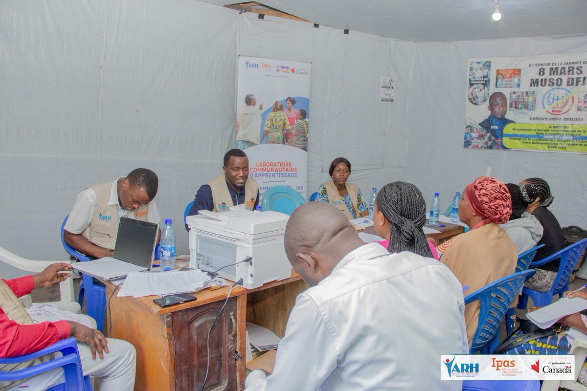 yarhdrc's tweet photo. @MakokiYaMwasi @CanadaRDC @YouthSprint @Mulunda_JC 🧵2/2 
Avec @MakokiYaMwasi et @yarhdrc , le Laboratoire Communautaire d’Apprentissage (#LCA) dans la Zone de Santé Karisimbi crée des espaces participatifs où les communautés identifient les défis, co-créent des solutions et testent des actions locales.

#MakokiYaMwasi
#GAC https://t.co/zzVicLWJ6T