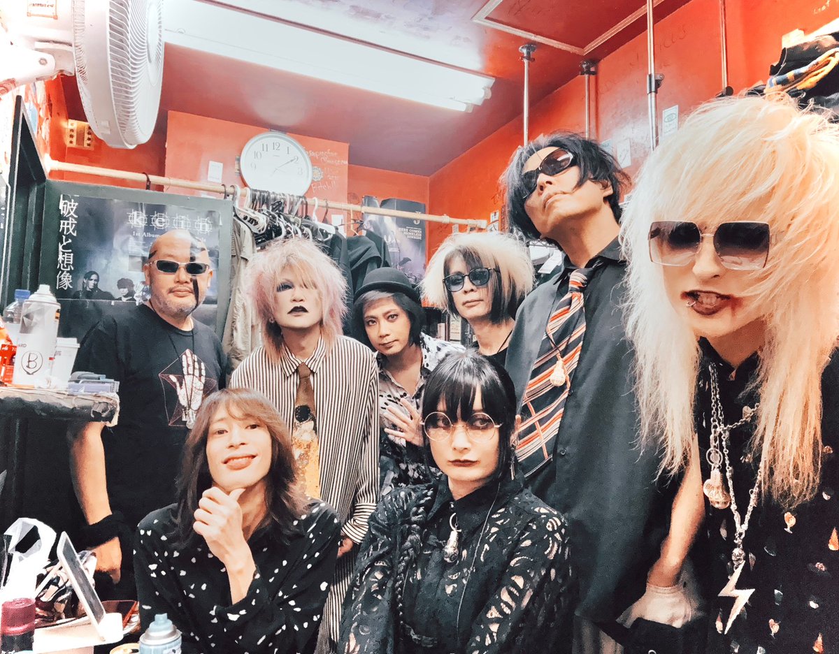 ZIZofficial's tweet photo. ズィズとバルブ
ありがとうございました!!!! https://t.co/OjVUBqHb8y