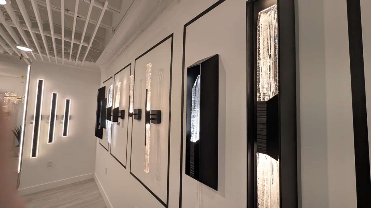 cwilighting's tweet photo. Live from Dallas Market Day 3 💡 Our showroom is buzzing with conversations, design inspiration, and meaningful connections around our latest collections. Showroom #4707 Dallas Market Center!!
.
#lighting #interiordesign #lightingdesign #design #light #led #homedecor #lights https://t.co/I2jrBApuRw