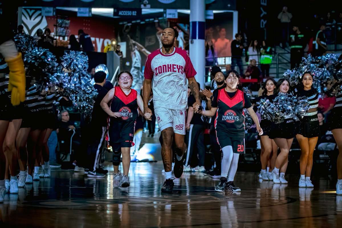 ZonkeysOficial's tweet photo. Esta temporada la construimos juntos❤️🖤

Ayúdanos a seguir mejorando respondiendo nuestra encuesta y participa para ganar este uniforme exclusivo de calentamiento de nuestros Zonkeys

📅 Fecha límite: domingo 28 de Junio

🔗 https://t.co/NrCVBQPFlB https://t.co/y5EerFrhry