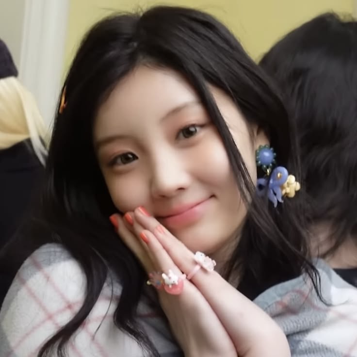 acervonewllit's tweet photo. Wonhee's cheeks appreciation 🧵

GUINEA WONHEE DAY #워니기니_생일축뀨잉 #ItsWonheeDay #WONHEE #원희 #ILLIT #아일릿 https://t.co/PWWuv2Mqhm