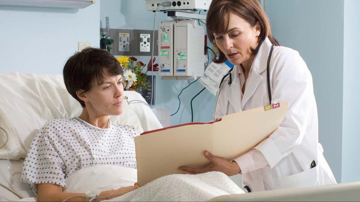 UNILAD's tweet photo. Doctor reveals 5 cancer symptoms that are often dismissed as aging or stress https://t.co/SolluZ2YKB https://t.co/uuKyYQnJzq