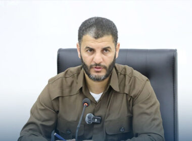 Pencilzd's tweet photo. تمثل الاتهامات الموجهة ل وزير داخلية  المليشياوى عماد الزنتانى والخلفية  التى آتى منها باتساع رقعة الفساد بنهب المقدرات والانتهاكات داخل الوزارة استمراراً لحالة عدم الاستقرار المؤسسي وتتزايد المخاوف في ظل غياب محاسبة قانونية وضعف رقابة حكومية وتداخل الأدوار الأمنية والمليشياوية https://t.co/JgQ5Gt7hyg