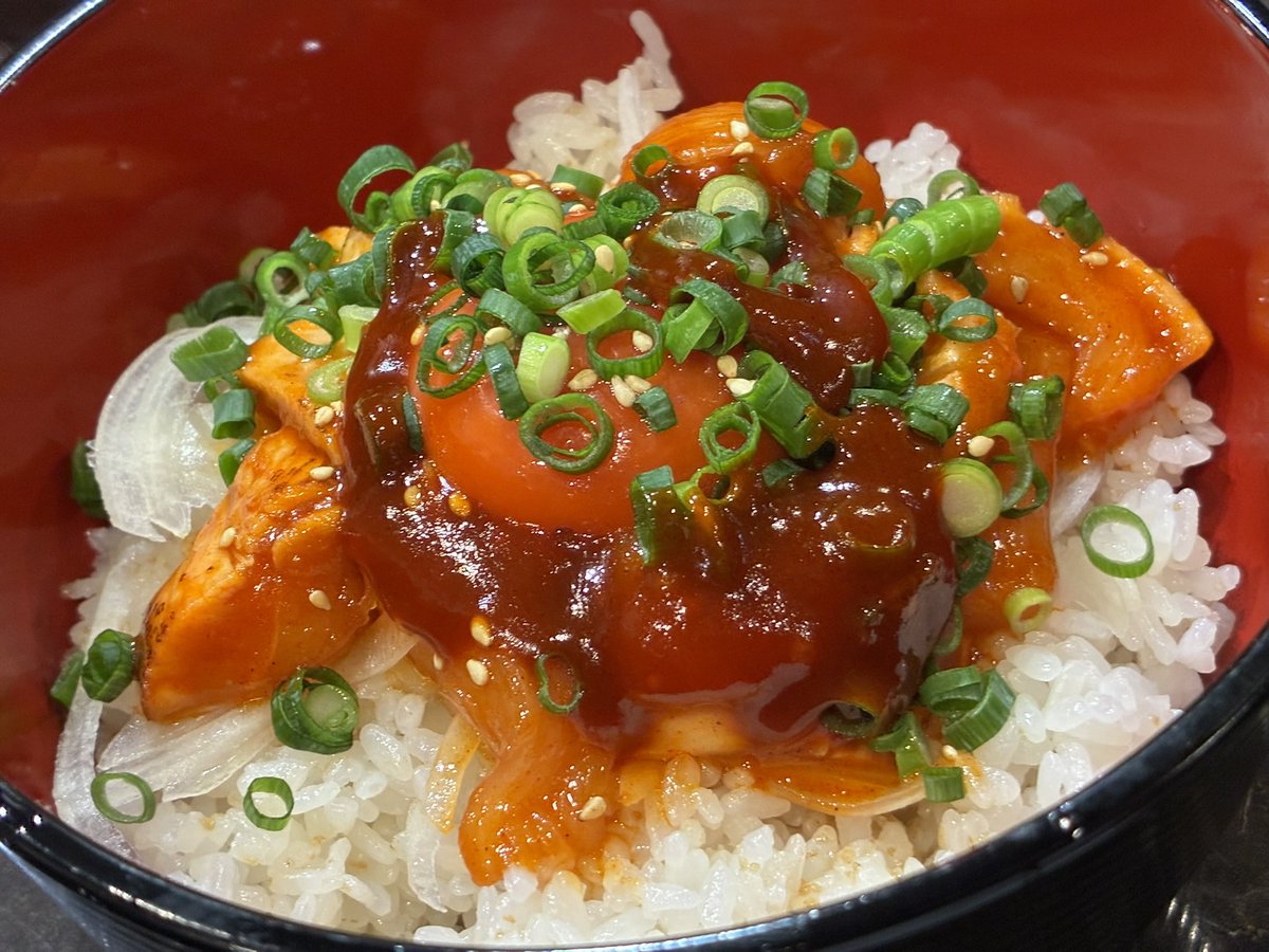 chashupoker7283's tweet photo. 大阪のフリーディーラーの方いいね下さい🙇‍♂️
RE:ALABではディーラーさん募集中です！
時給➕働く時間に応じてボーナスあります😳
仕事終わりは美味しいご飯も😋😋

#フリーディーラー　#ヘルプ募集中🙌 https://t.co/FkB8YLBpoh