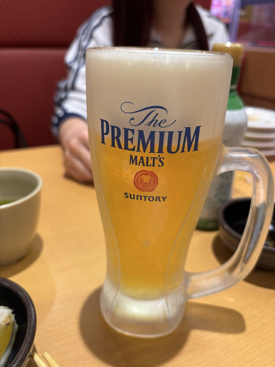 mario_9014's tweet photo. 夜ご飯ー。お給料日でしたのでね、子×2と私でスシロー行って来ました！お寿司頻繁に行かなくなったな、、月1の楽しみ、それで良い😊朝からサッカー観なきゃだし、寝まーす！午後から仕事ぉぉ😥 https://t.co/TyRRrEVsDS