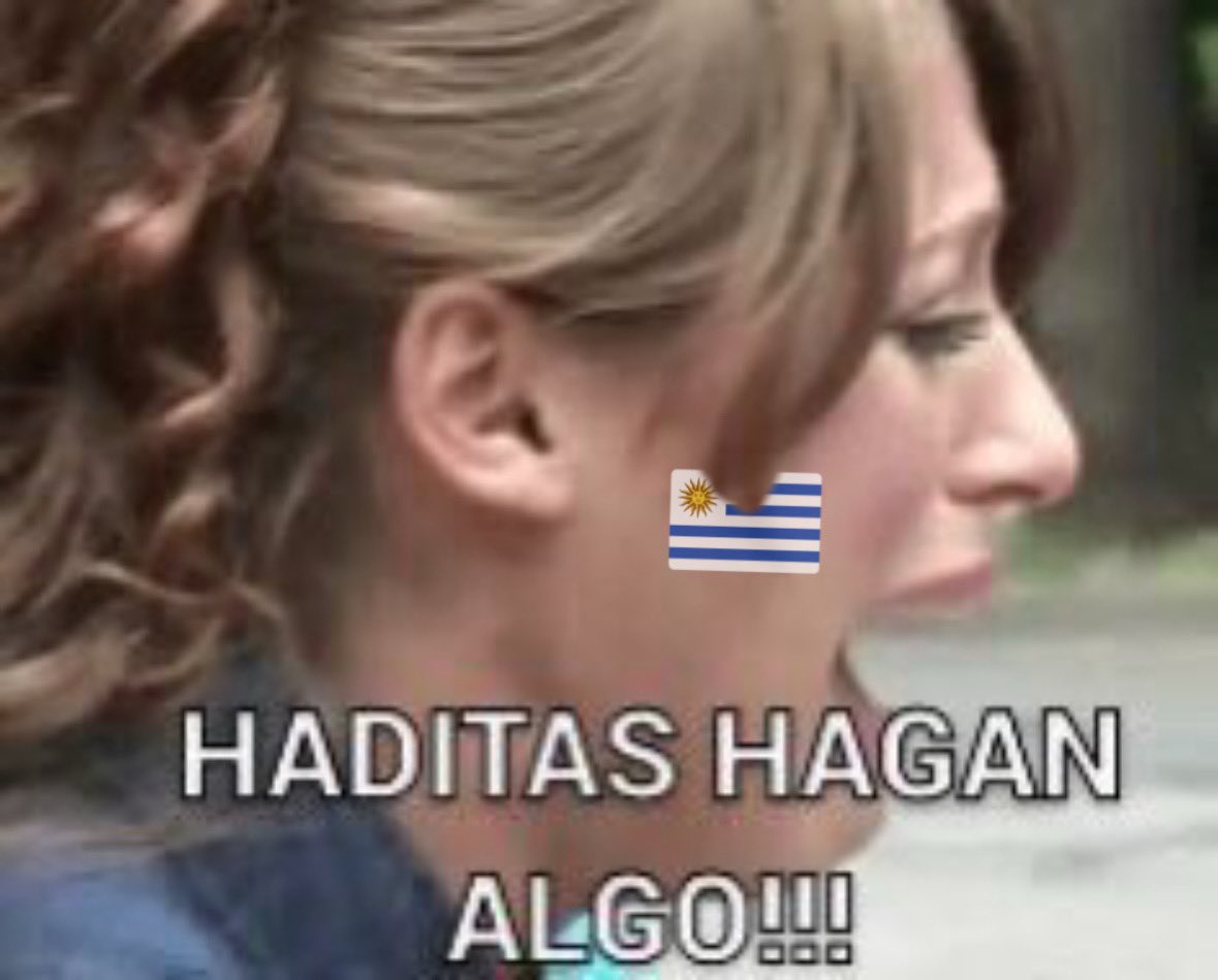 reuruguaya's tweet photo. por dios que alguien le saque toda la mufa a la selección https://t.co/WlmHLDnUAG