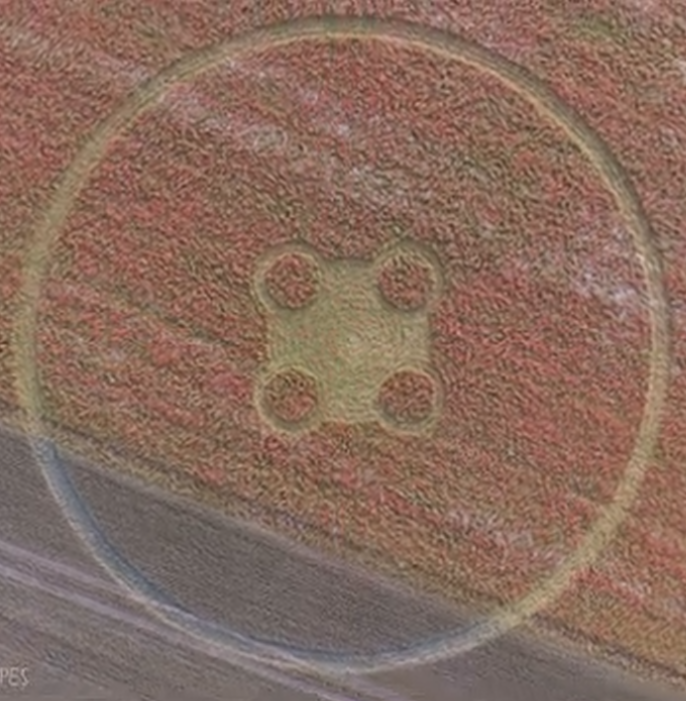 Kabamur_Taygeta's tweet photo. New Crop Circle
Poppy Field
Wiltshire, England
June 24, 2026

YouTube:  Stonehenge Dronescapes