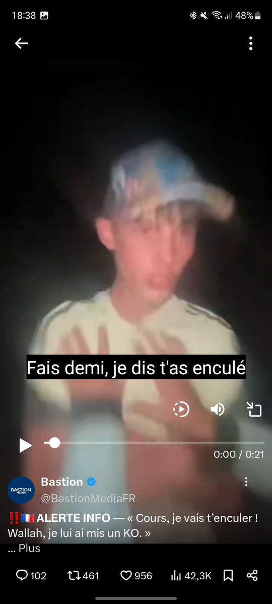 LFinnus's tweet photo. @CerfiaFR Déjà quand il s'est fait tabassé la 1ere fois il a porté plainte comment un des mecs s'est pas fait arrêté alors qu'il a fait au moins 5 tiktok avec la casquette qu'il lui a volé https://t.co/iRVWYobIgI