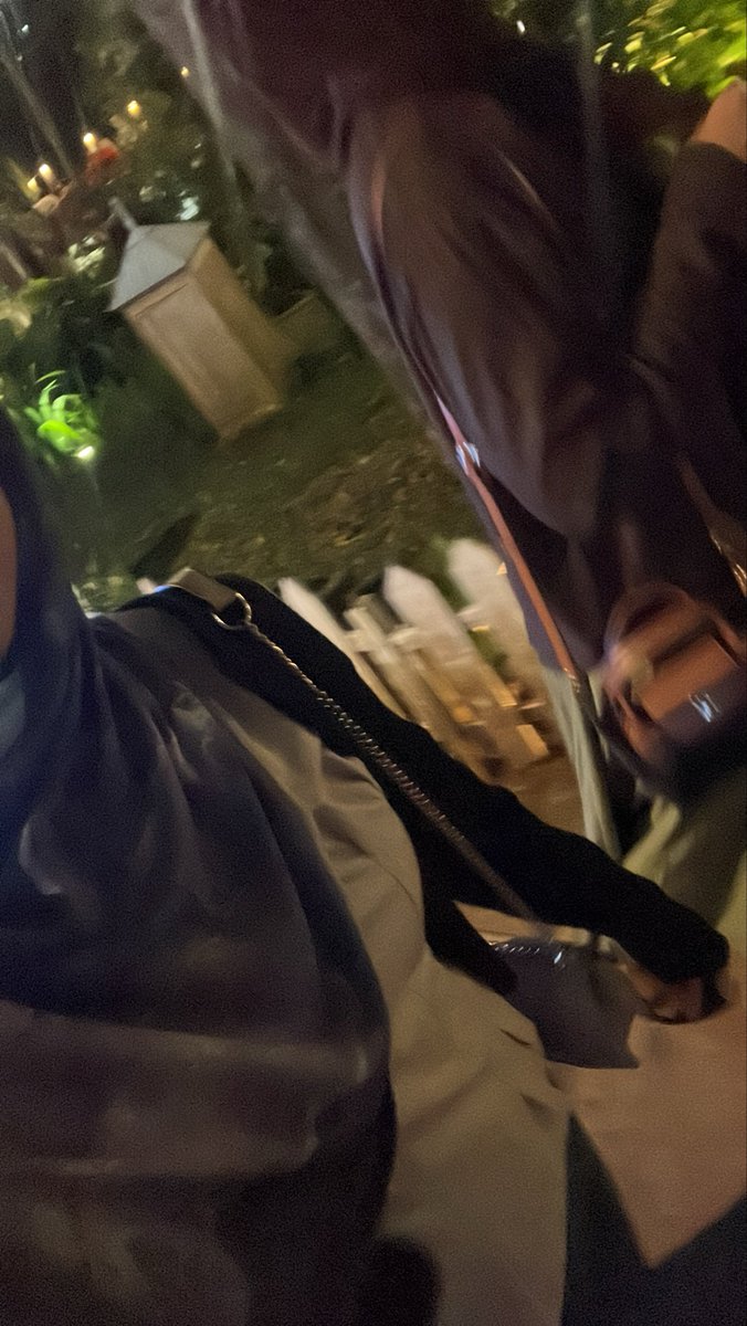 nnevy_'s tweet photo. day 1 jadi affiliate 

link baju yg aku pakai : https://t.co/eX3WQmrgGw https://t.co/WWNtVGl45D