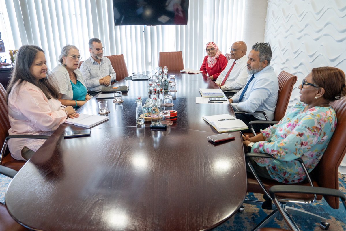 MFAORmv's tweet photo. Minister @Shiyamaldives met IFAD Country Director  Ms Tabassum and members of the Maldives Agribusiness Project (MAP) implementation support mission. 

The MAP project, implemented under the Ministry, targets the three northern atolls of the Maldives and aims to sustainably increase the incomes, food security, and nutritional status of smallholder farming households. The programme also promotes the adoption of climate-smart agricultural production techniques to enhance resilience and support sustainable rural development.