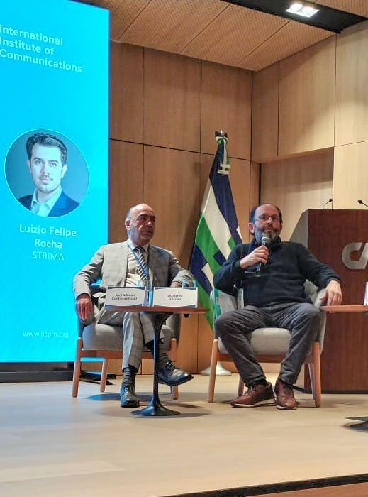 CRCCol's tweet photo. @The_IIC @sadi_cf La experiencia de la CRC demuestra que la seguridad en línea también se construye desde los territorios, mediante procesos pedagógicos y el trabajo conjunto con docentes, familias y comunidades para promover una ciudadanía digital más segura e incluyente. https://t.co/vBHViVBj9h