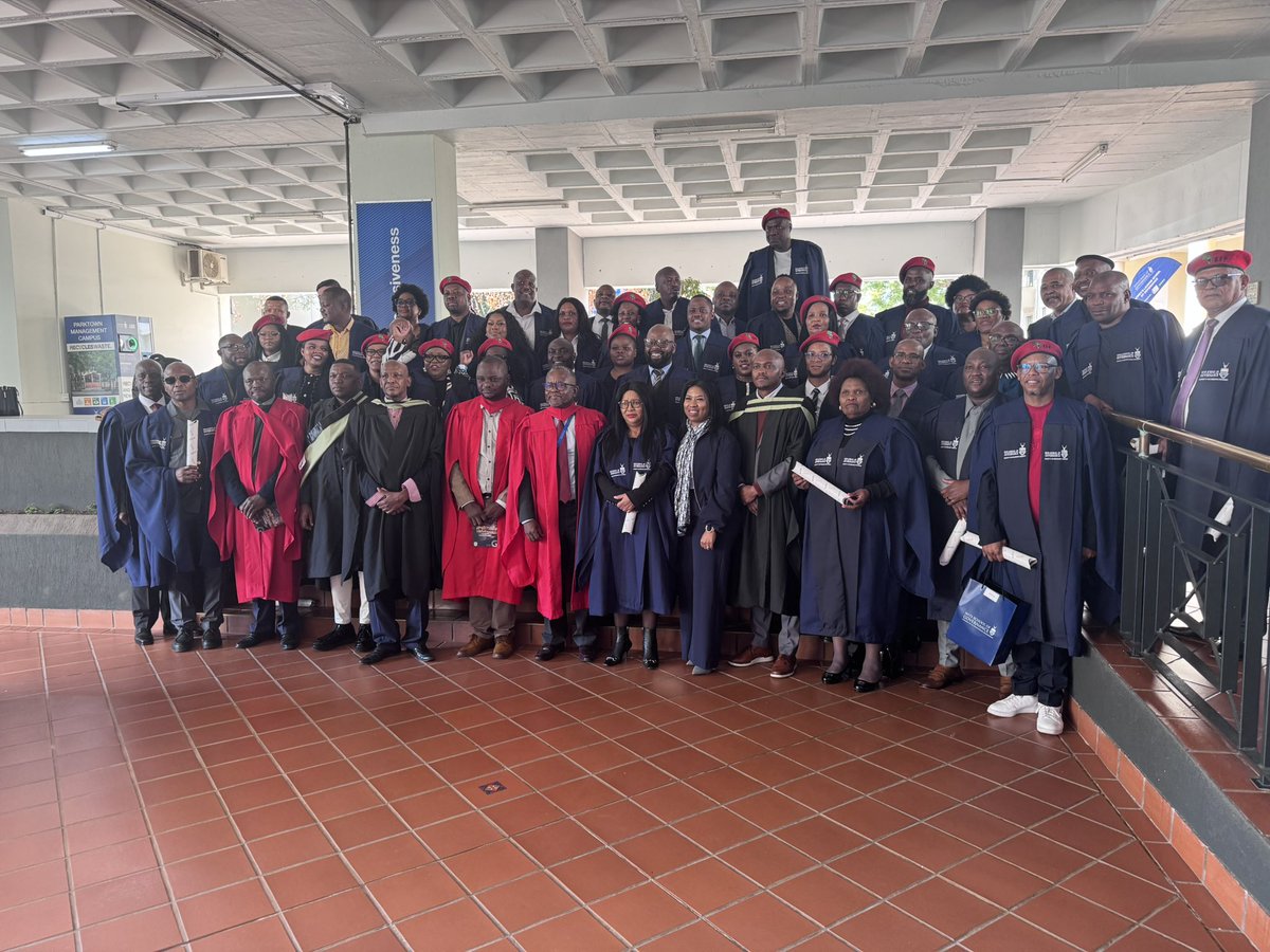 EugeneMt's tweet photo. The red berets dominated the list of graduants, top performers, recognitions, clearly wherever you find us, we remain on top! @EFFSouthAfrica @EFFGautengProv @EFFYouthCommand https://t.co/ZkSABGEpib