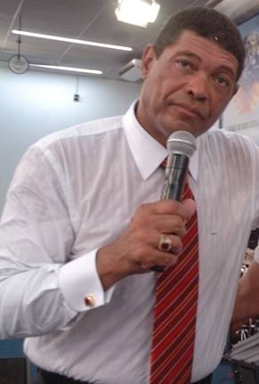 ARTDougDuarte's tweet photo. @NestorCavalcan4 Eu tenho uma teoria. Que esse garoto vai se tornar um viajante temporal e se tornar: https://t.co/XMYf7WotRo