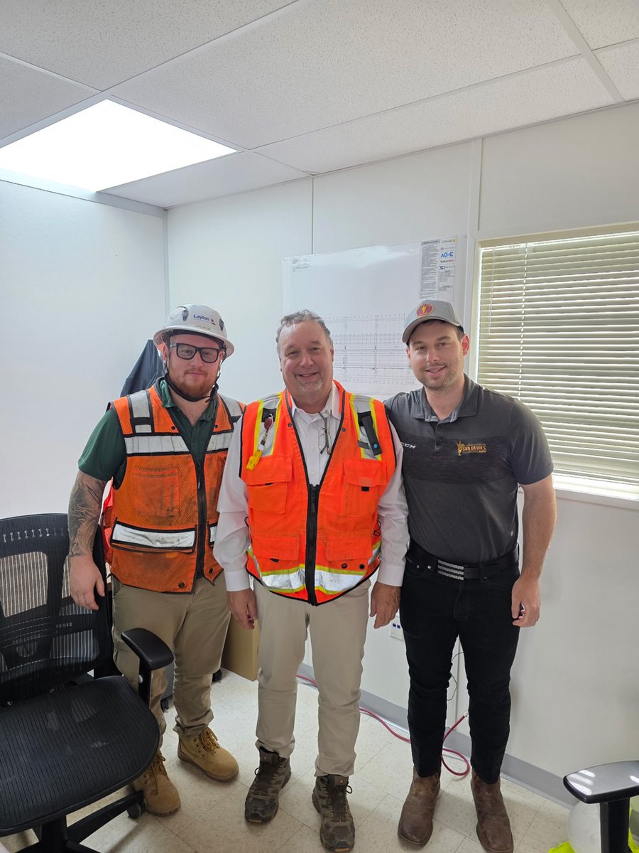 360XStaffing's tweet photo. Building strong partnerships starts with being present. VP Zach Bayer visited Layton Construction's site to strengthen ties and ensure we're delivering the skilled workforce our clients depend on. https://t.co/bqhVNoGfuM