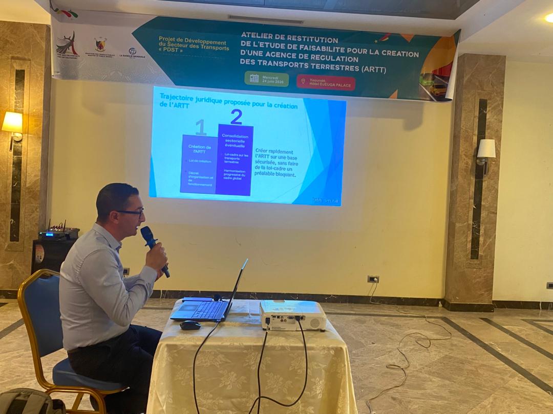 camertrans's tweet photo. Dans un contexte marqué par le désir de développement et de compétitivité de ses infrastructures, le Cameroun déploie une batterie d’actions visant à moderniser ses infrastructures routières, ferroviaires, urbaines et aéroportuaires. https://t.co/ftHvF2se7f