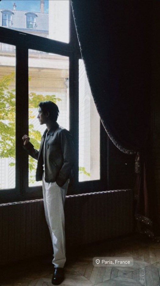 hatty9597's tweet photo. Fashion meets elegance as Ayden steps into Berluti’s world at one of the biggest fashion events.

AydenSng x Berluti

#AydenSngatPFW26
#AydenSngxBERLUTI
#ParisFashionWeek https://t.co/79idSmeDYR