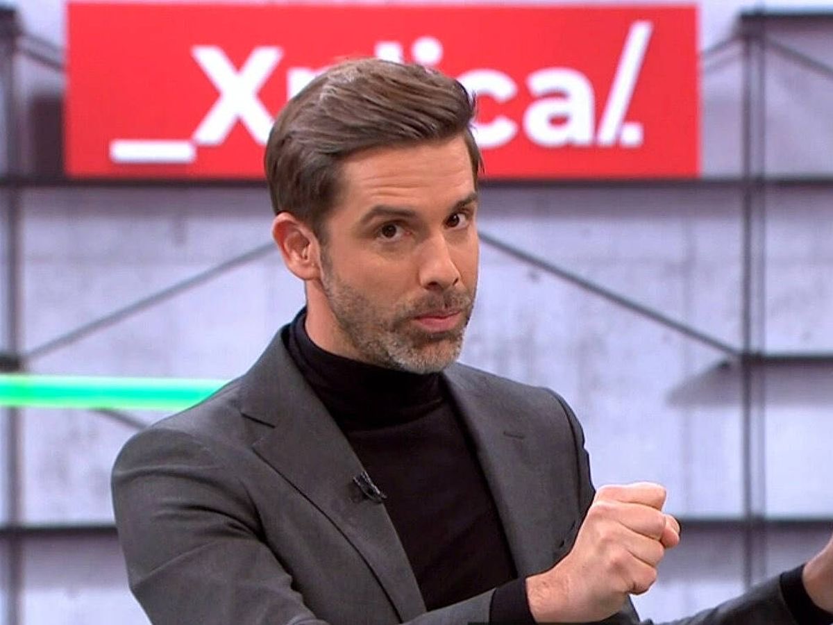 javiqm94's tweet photo. David Broncano (Jaén) presentando @LaRevuelta_TVE

José Yélamo (Cádiz) @laSextaXplica

Roberto Leal (Sevilla) @PasapalabraA3

Manu Sánchez (Sevilla) @PerroAndaluzTVE

Y próximamente Eva González (Sevilla) en @LaVozAntena3

Andalucía más presente que nunca en TV a nivel nacional. https://t.co/NcPDdPoBSf