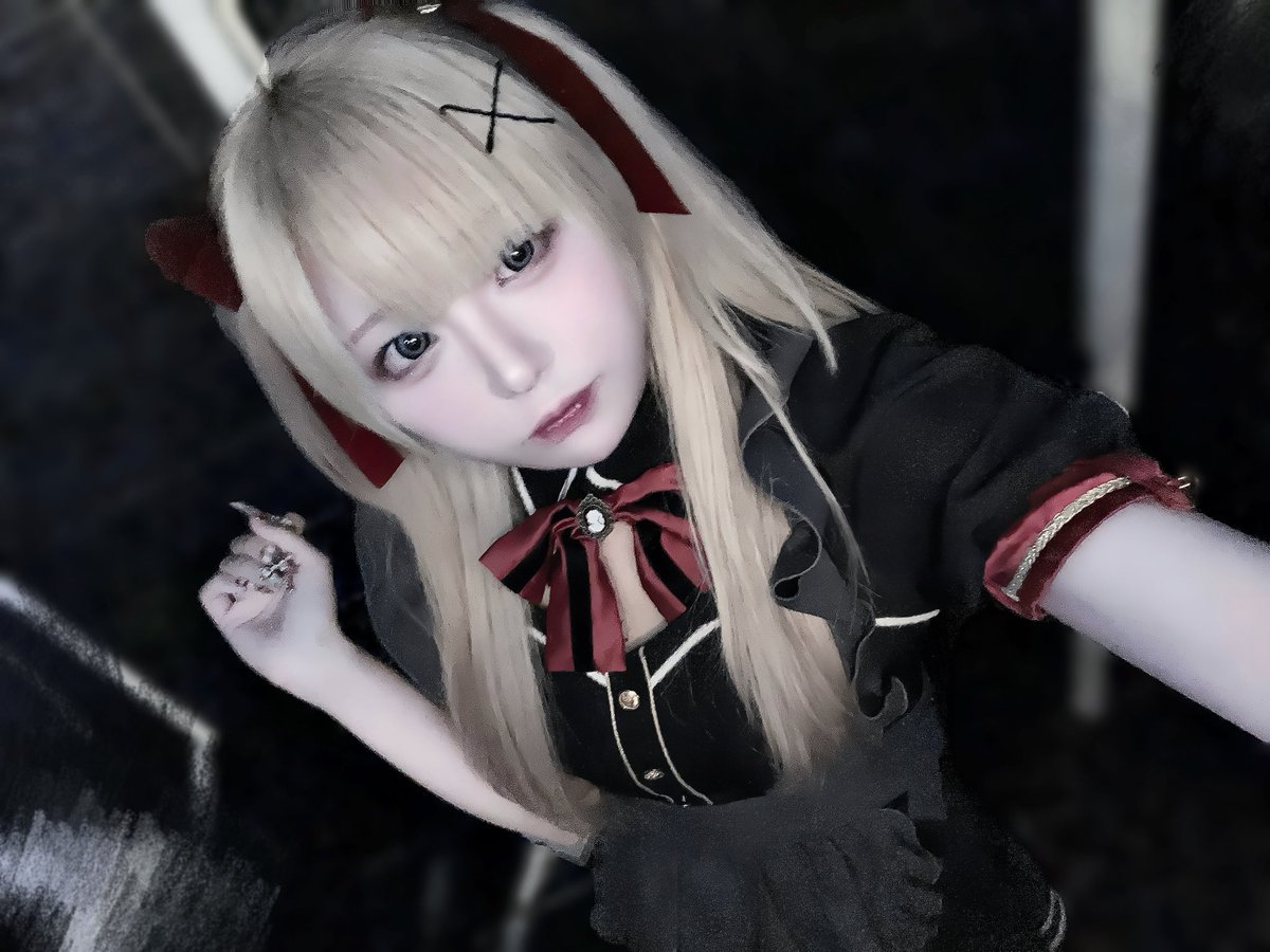 melo_azumele's tweet photo. 貴方ノ其人 ＿ https://t.co/Bz9EdTgncr