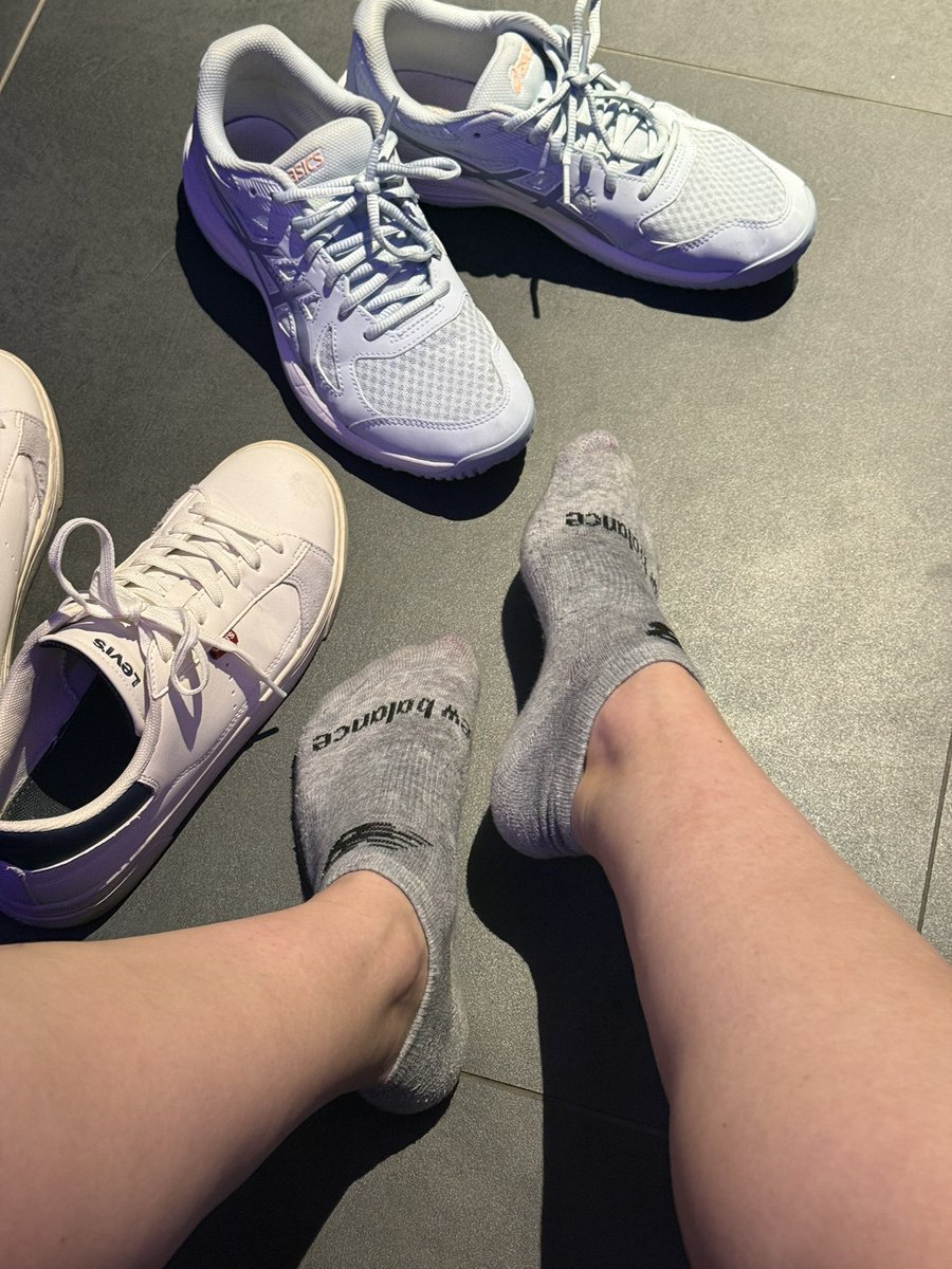 emprellie's tweet photo. Hitting the gym during a heat wave means sweat soaked gym socks 🥵
Any volunteers to peel them off my feet? 🧦

Findom | Femdom | Goddess

@rt_feet @rt_find @rt_domm @RTDoms @repostfeet @RTslavePuppy https://t.co/ntCozHlNS7