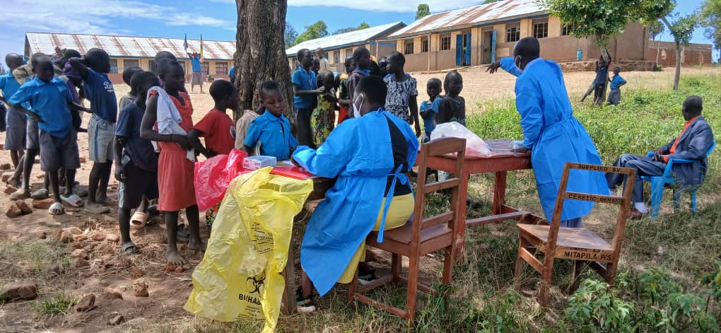NyapeaHospital's tweet photo. INTEGRATED T.B Screening and other medical conditions such as Malaria, Leprosy, HIV, Ebola and Malnutrition going on at MIT- APILA PRIMARY SCHOOL by Holy Family Hospital Nyapea Team https://t.co/sCjmurNpPq