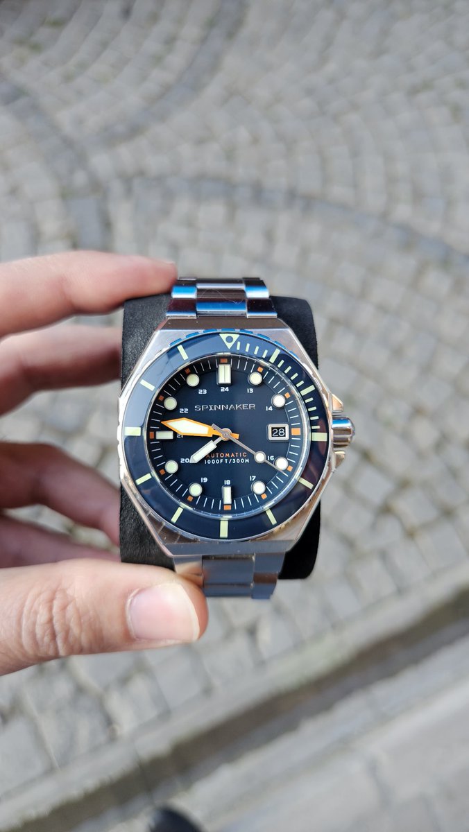 ridvan_simsek_'s tweet photo. ⚜️  SPINNAKER DUMAS AUTOMATİC SP-5081-GG

-2. El Ürün Tertemiz 
-42.5 mm 
-Kutu Evrak Fatura 
-İç kutu Dış Kutu 
Minimal kullanım izleri mevcuttur 

FIRSAT FİYAT  : 13.500TL 🔥🔥 https://t.co/nbHUVKDgdq