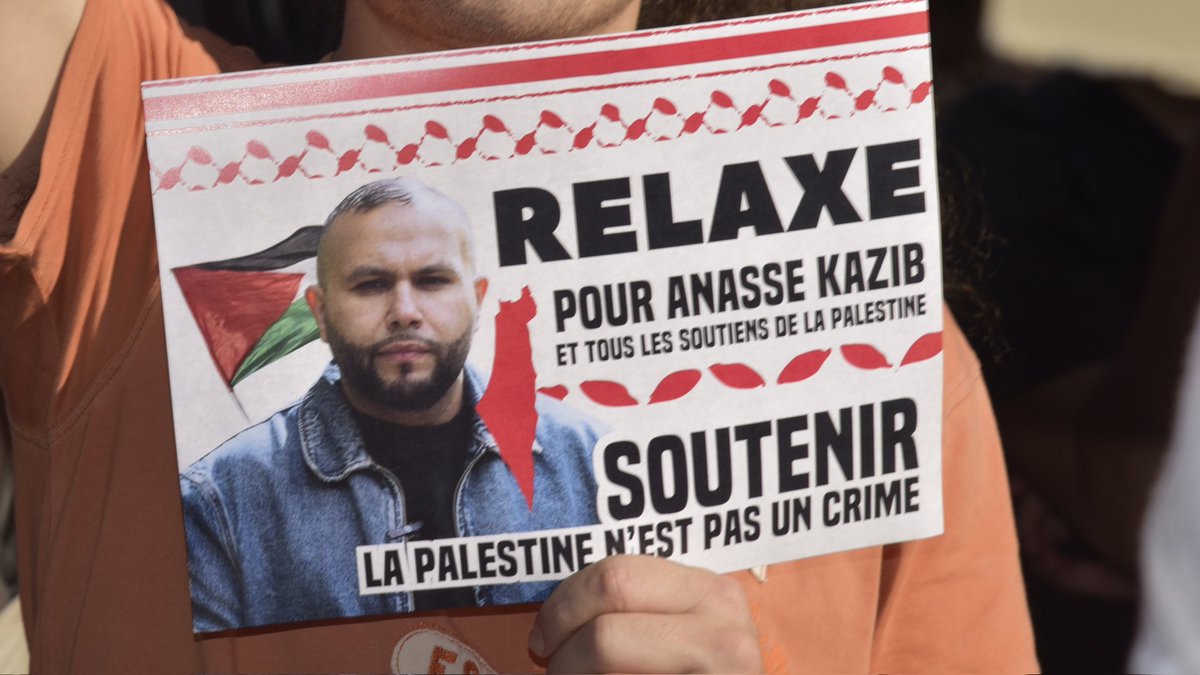 SecoursRougeT's tweet photo. 🇵🇸🔻 Faire bloc, faire front pour la Palestine et la lutte anti-impérialiste !

Mercredi 24 juin, à Toulouse, des centaines de personnes ont manifesté contre la répression de la solidarité avec la Palestine ! https://t.co/2gVZMxWKWs