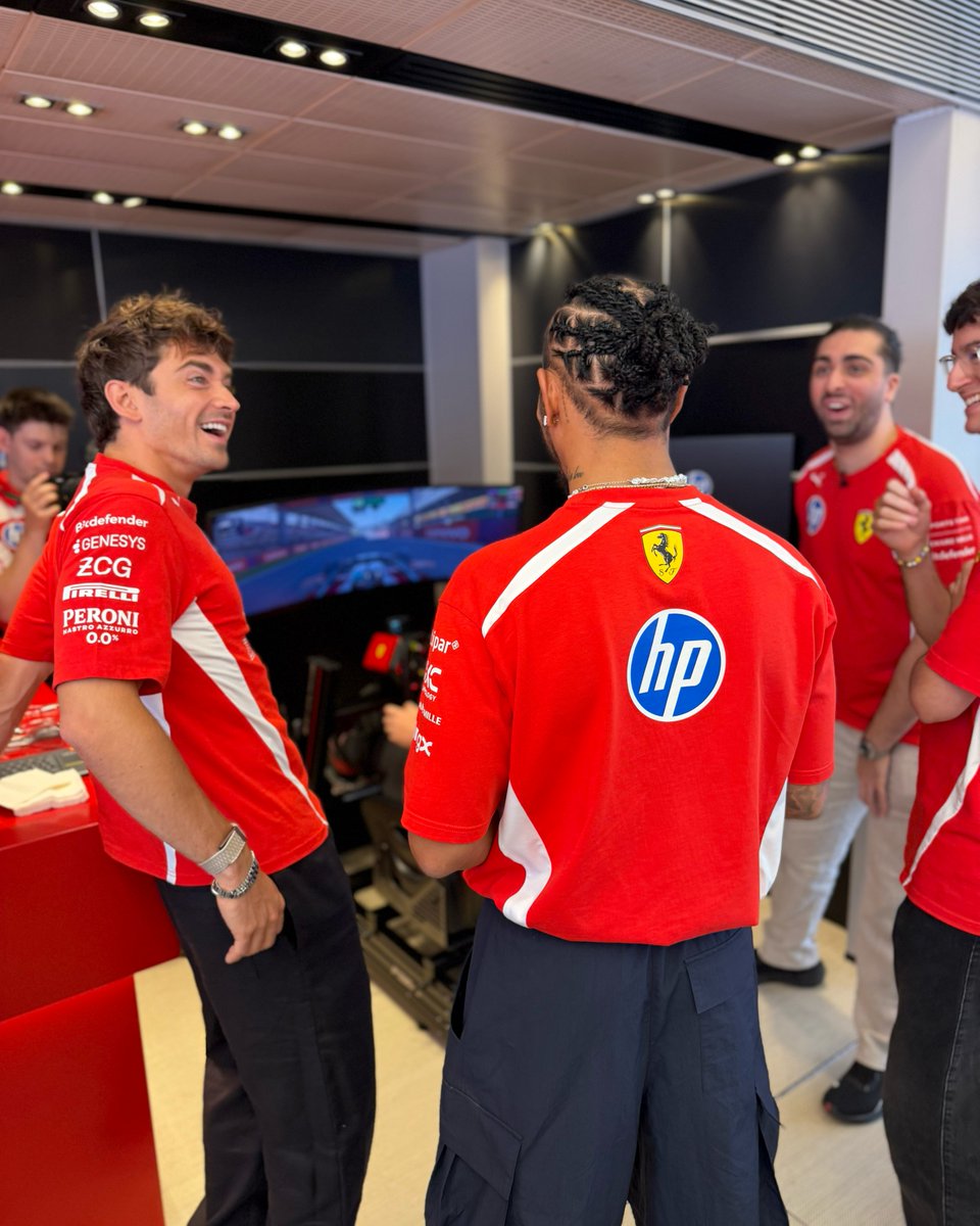 ScuderiaFerrari's tweet photo. Quick spin on the sim rig? 🎮  @FerrariEsports https://t.co/DROkypGmRM