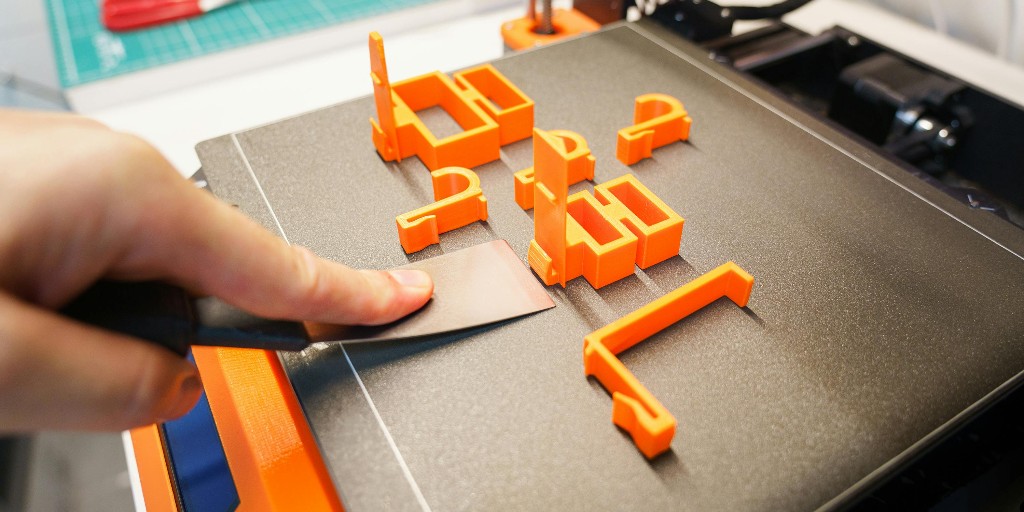 abcprint_com's tweet photo. 3D printing is more than a trend. From medical prosthetics to aerospace parts, additive manufacturing continues to prove how innovation and precision can turn digital ideas into real-world solutions. https://t.co/NqwnxlqFKQ