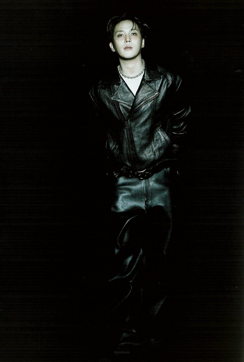 wellbehavedb3ar's tweet photo. I feel like people don't talk enough about THIS look like nobody's talking about leather jongho ?? he looks insanely good 😭😭 https://t.co/nFpKxUtuE7