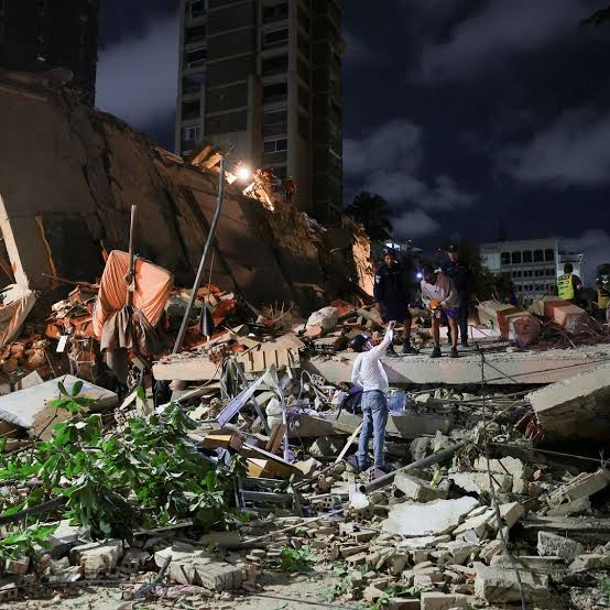 RobertoCAUDAL's tweet photo. No hay palabras que calmen el dolor de una pérdida repentina. A quienes hoy lloran la partida de los suyos, sepan que el mundo entero los acompaña en su dolor y en sus lágrimas. 
#Venezuela #Cuba https://t.co/itICtKO50X