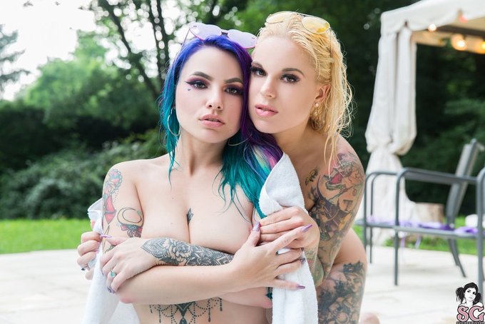 SuicideGirls - 3 pic. 🌸 Celebreate Pride Month with us!✨ 🏳️‍🌈 ONLY $69/YR ➡️ https://t.co/LRujqHNZpD 🎀 @itsw33dhead + Toxic in Summer Splash 💦 📸 Team Photographer @_Adhafera 🫧 https://t.co/LqVUZ7tnk2