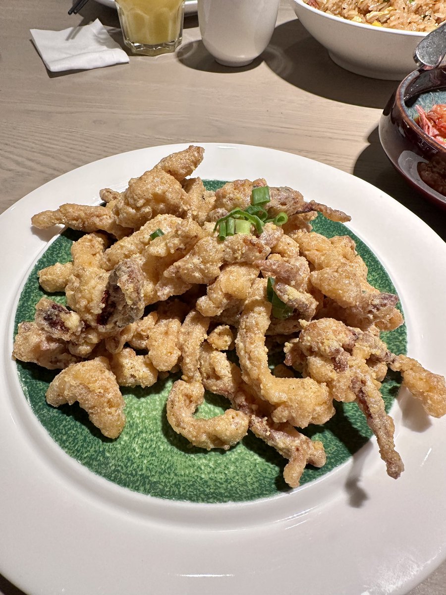 youu334's tweet photo. 吃好吃的😋

#上海 https://t.co/XzlyxOTXAm