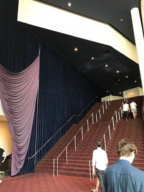 SaveYourCinema's tweet photo. It's hard to believe Arclight Hollywood has been abandoned for 6 years. 14 screen multiplex on Sunset Blvd just sitting empty frozen in March 2020... It was the highest grossing theater in USA. So strange. @ArcLightCinemas https://t.co/agkD2GWN1F
