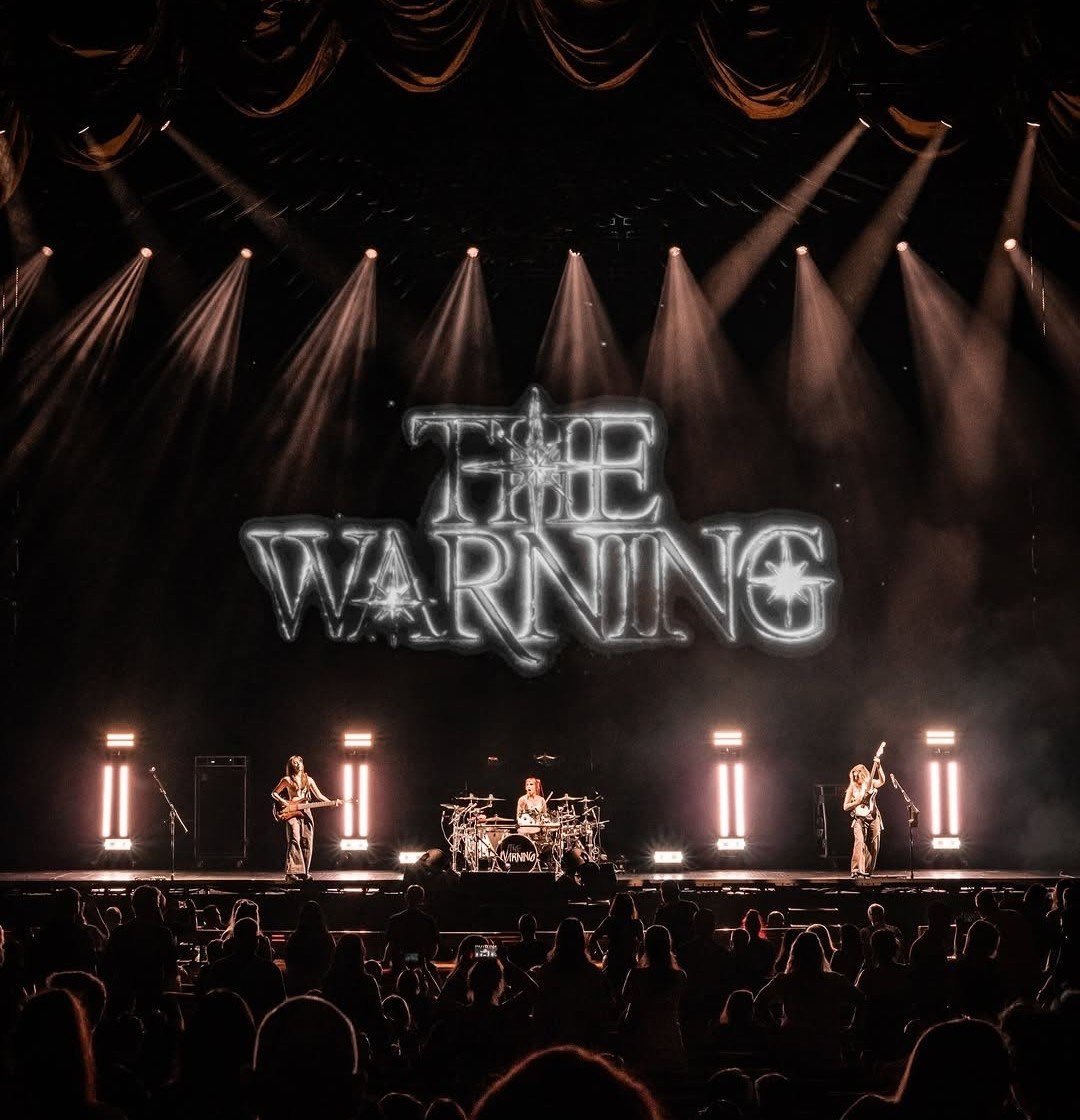 TheWarningNews's tweet photo. Nuevo logo

Nueva era

The Warning - Everything's Falling 🪽 https://t.co/YQBU4CIsPW