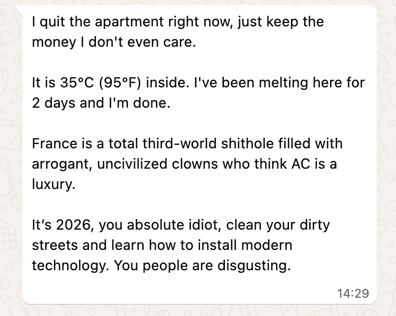 LeDindonFiscal's tweet photo. Le touriste américain qui m'a loué mon AirBnB vient de m'envoyer ça ...

Je sais pas quoi lui répondre ... https://t.co/VzCl3YVVMR