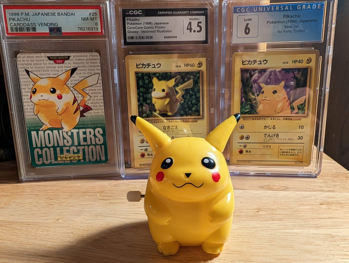 crowleyx's tweet photo. Vintage Pikachu is the best Pikachu. ⚡ https://t.co/5863qXiDi8