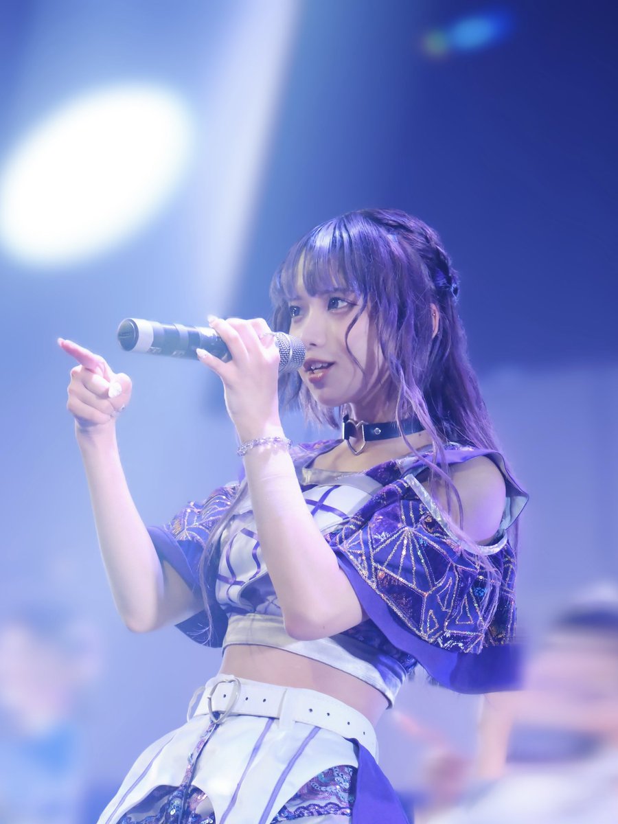 totonosub_'s tweet photo. 元々髪質だけはめっちゃ褒められる人でここ最近やっとまたブリーチ全くしないで綺麗に伸ばして黒髪ロングになったけど、ロング育児との相性悪すぎて、切りたくないけど切りたいから、その前に絶対地毛で紫ロングするんだ https://t.co/oSBJAUtVvr