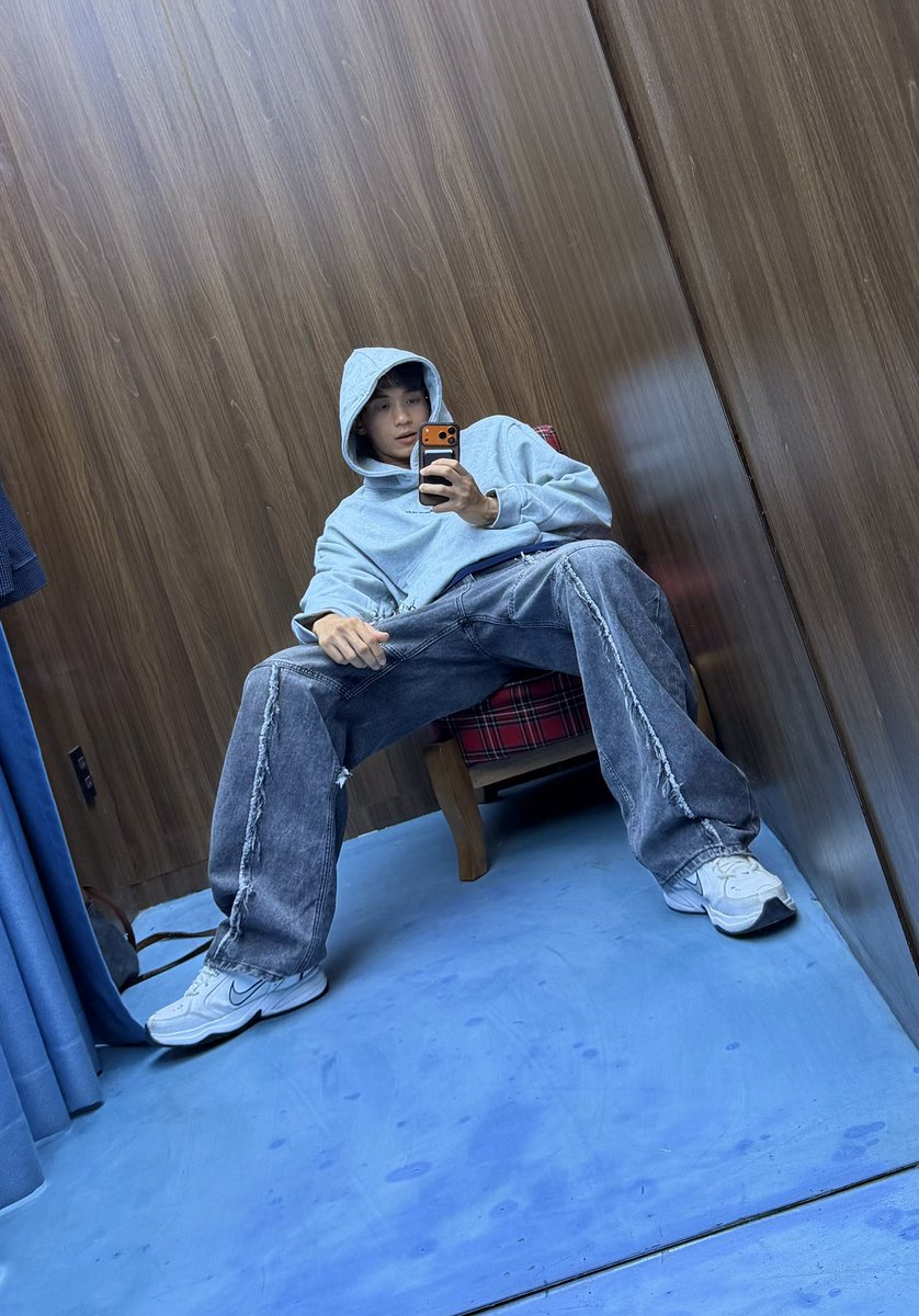 fcukujake tweet picture