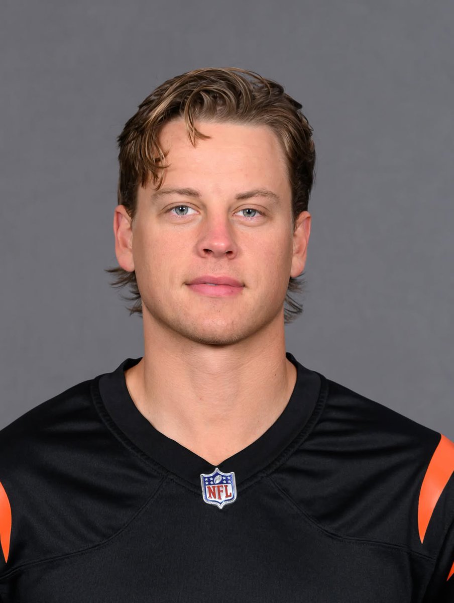 CincyBengalsBR's tweet photo. “Tudo em uma semana de trabalho @ThomBrowne @Bengals”

📲 Joe Burrow via Instagram. https://t.co/MacICk5nh6