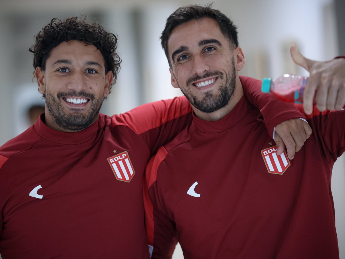 EdelpOficial's tweet photo. La felicidad de reencontrarse 🤗 https://t.co/QHRYRLQ1q8