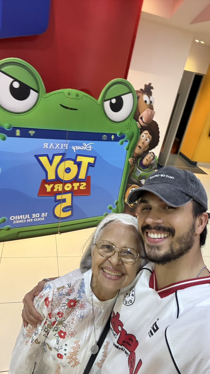 sebasferreirau's tweet photo. Me estoy volviendo viejo https://t.co/ZyC78DbVhB